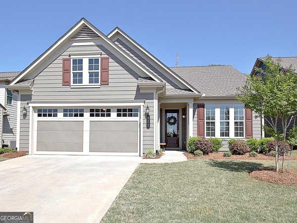 525 Hazelnut Drive, Peachtree City