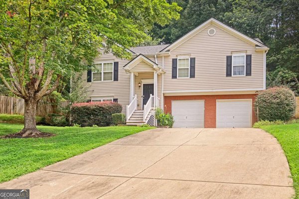 106 Trafalgar Court, Canton