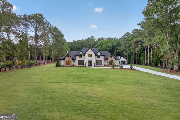 292 Double Springs Road, Monroe