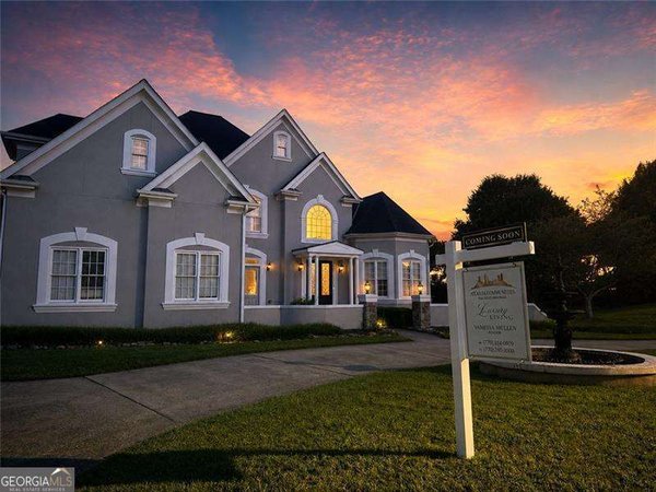 126 Cedar Woods Trail, Canton
