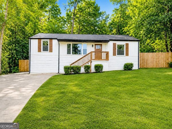 2190 Gordon Circle, Smyrna
