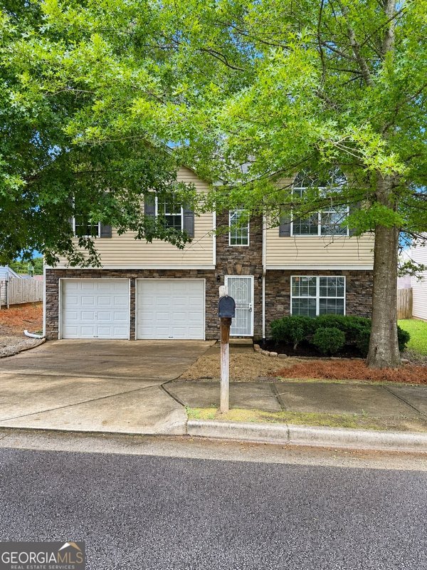2628 Patriots Road, Riverdale