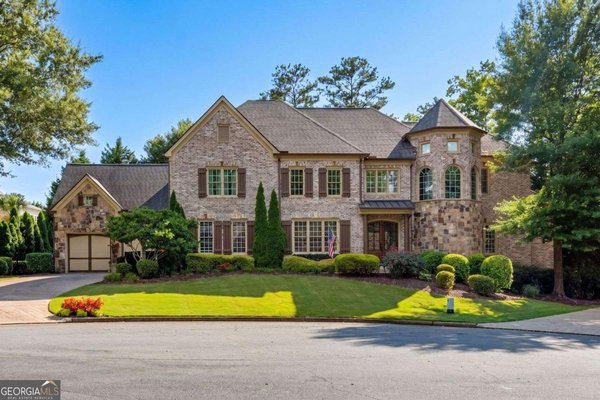3263 Berkshire Flat Court, Marietta