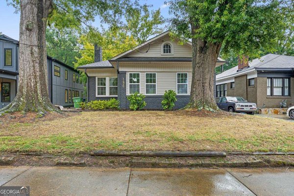 1670 Gordon Street, Atlanta