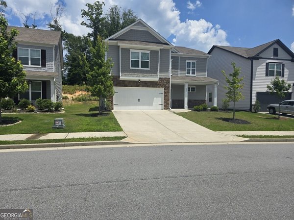 main picture of 121 Valimar Drive, Braselton