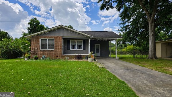 223 Meadowridge Drive, Warner Robins