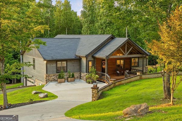 371 Windfield Circle, Blue Ridge
