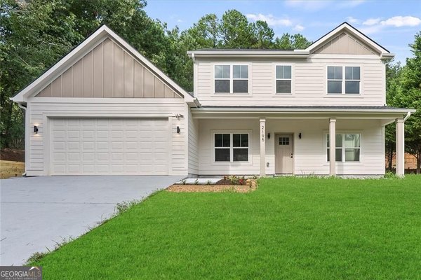 main picture of 2195 Amberly Glen Way, Dacula
