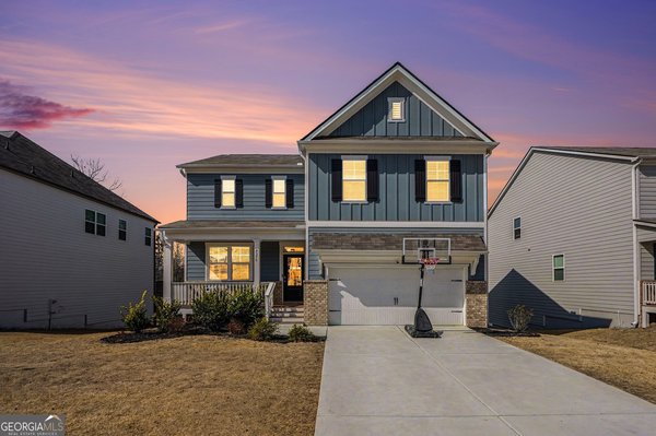 7576 Jennadee Drive, Fairburn