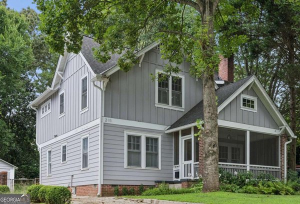211 Greenwood Circle Decatur