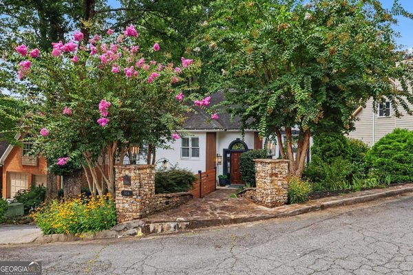 906 Heritage Place Decatur