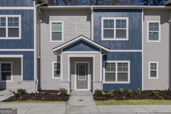 202 Rooker Drive Lagrange