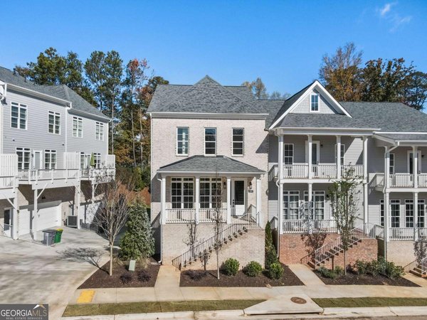 2035 Parkside Lane, Roswell