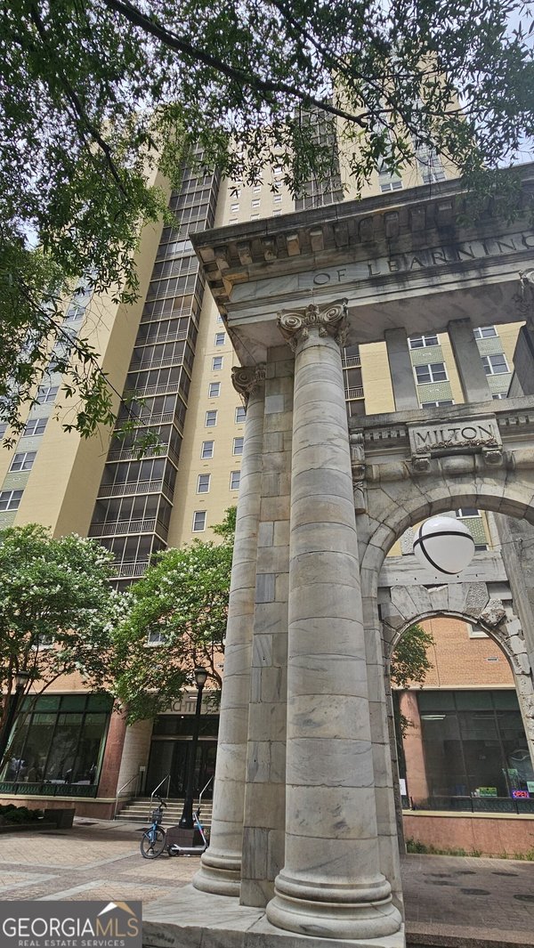 300 Peachtree St 23, Atlanta