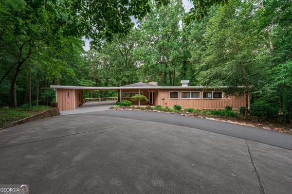 644 Mark Trail Woodstock