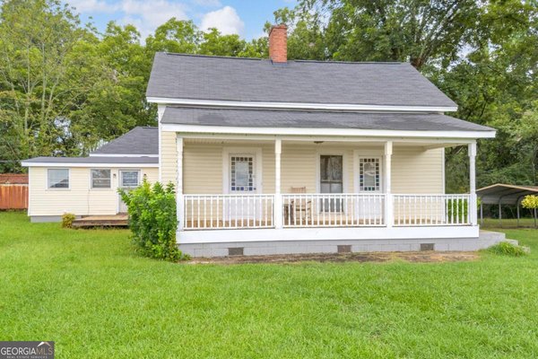 5270 Gainesville Street Flowery Branch