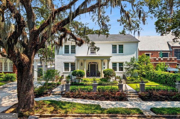 38 Washington Avenue Savannah