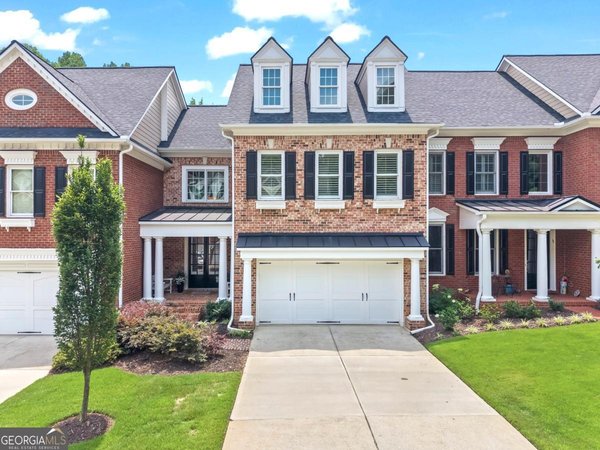2424 Loxford Lane, Alpharetta