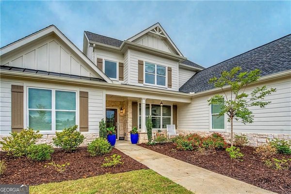 main picture of 5430 Crow Drive, Cumming