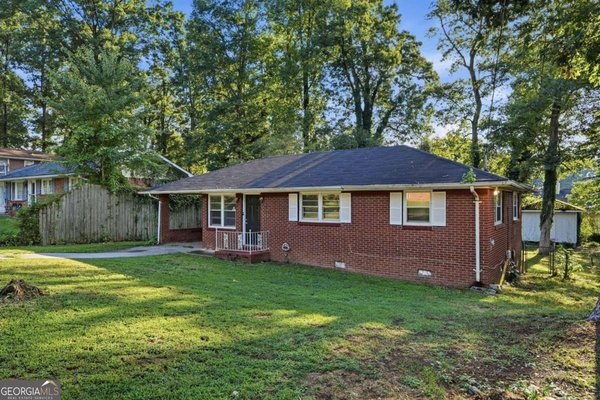 5911 Meadowview Road Rex