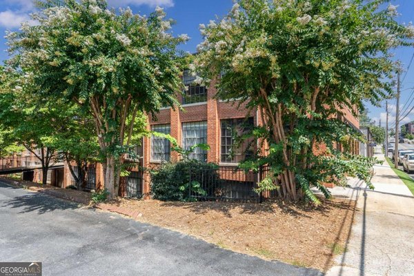 301 Bradley Street Carrollton