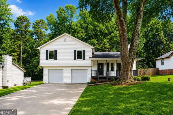 1731 Rose Garden Lane Loganville