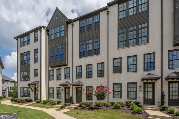main picture of 6794 Encore Boulevard, Sandy Springs