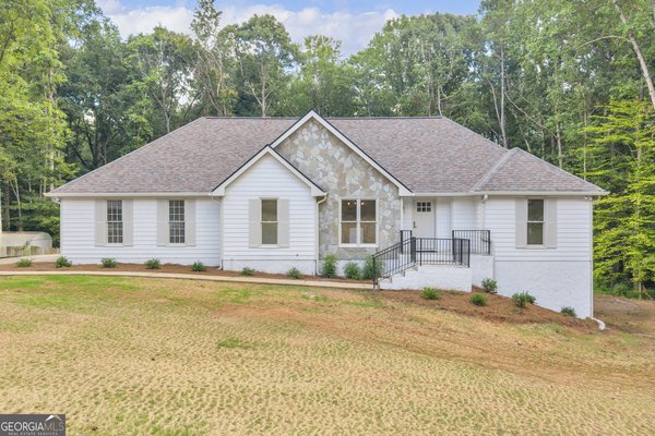 150 Indian Bluff Drive Sharpsburg