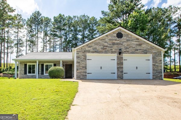908 River Rock Drive Woodstock