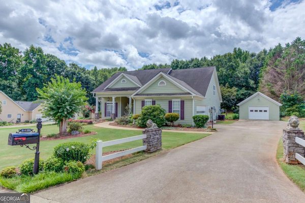 Picture of Neighborhood BISHOP RESERVE in Hoschton, GA