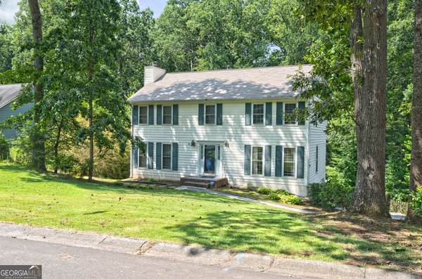 26 FLINT RIDGE Drive MABLETON