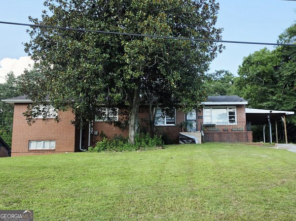 1653 Downing Circle, Macon