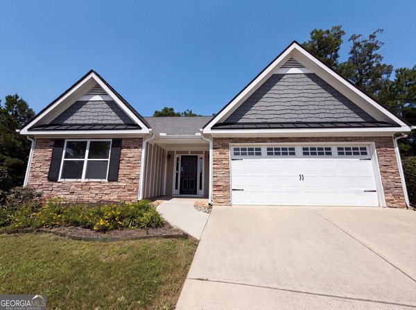 211 Logan Creek Lane, Dallas