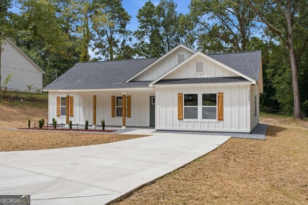 4380 Navajo Lane Acworth