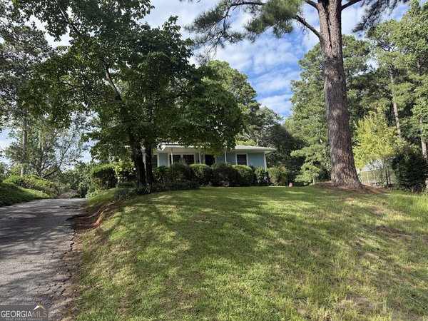 9010 Clark Road, Fairburn