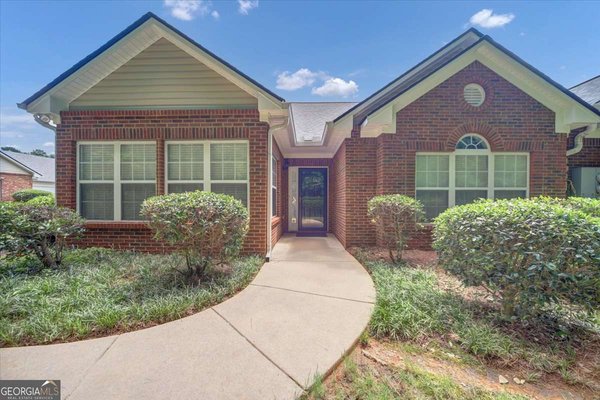 3766 Villa Springs Circle Powder Springs