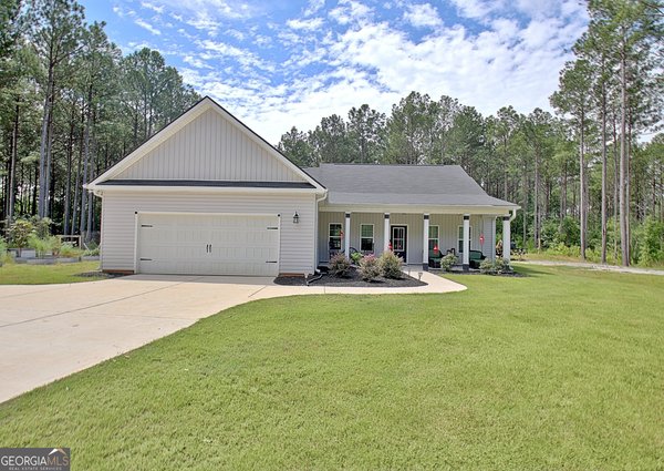 4141 Primrose Road, Grantville