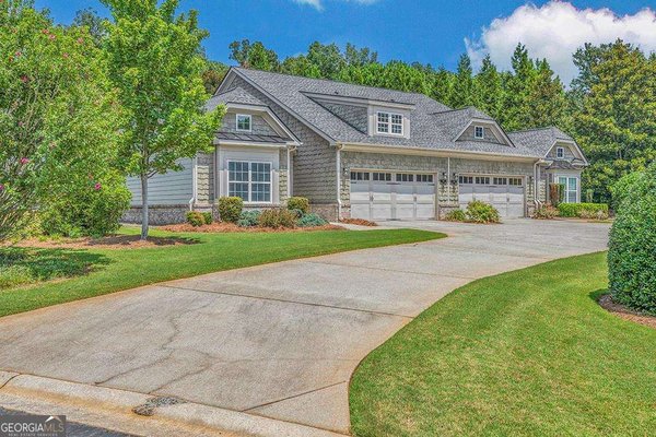 336 Signature Circle Powder Springs