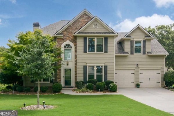 main picture of 2640 Gentry Walk Court, Cumming