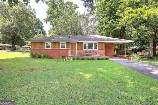7 West Drive Cartersville