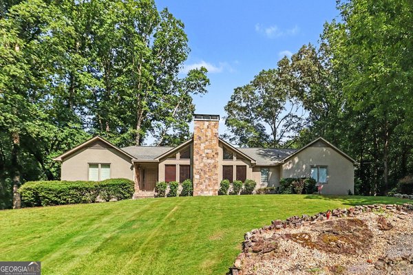 4098 Happy Valley Circle Newnan