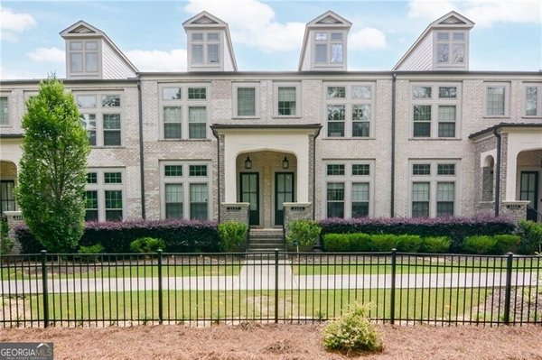 2357 Brissett Lane, Atlanta