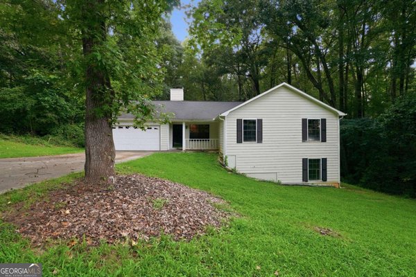 3971 Woodbridge Drive Snellville
