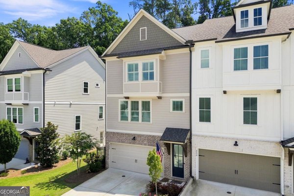 252 Retreat Lane, Canton