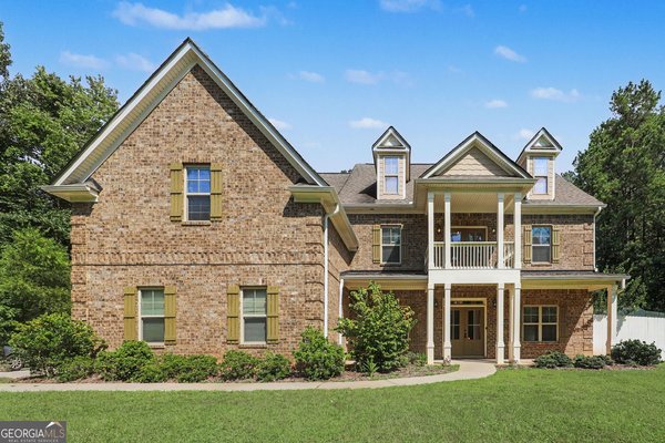 211 Dakotahs Bend Newnan
