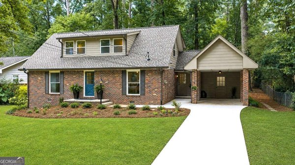 1303 Faraday Place Decatur
