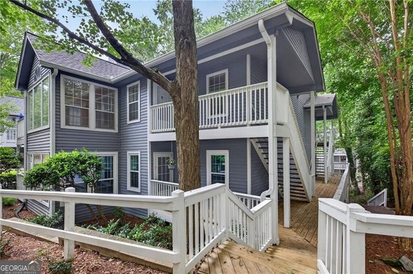 main picture of 1010 Gettysburg Place, Sandy Springs