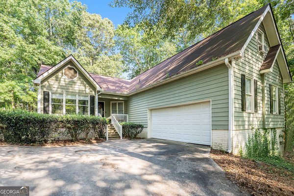 172 crown forest Drive, Mcdonough