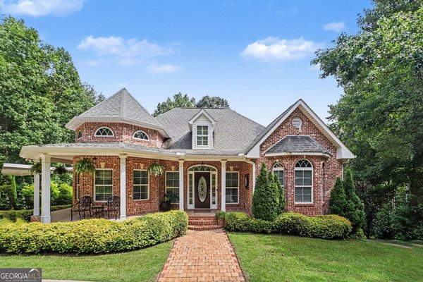 17 Moon Ridge Newnan