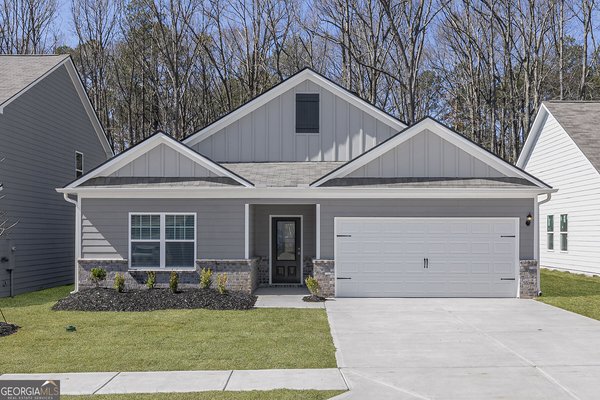 127 Howell Drive, Villa Rica